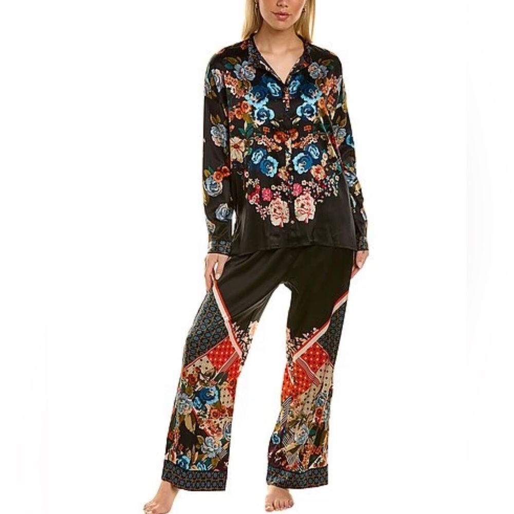 Johnny Was Orla lounge set